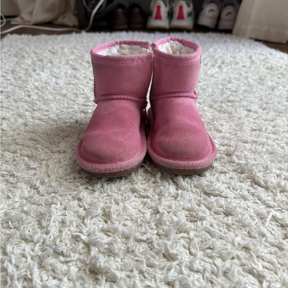 Girls Koolaburra by UGG Boots Size 7 Pink